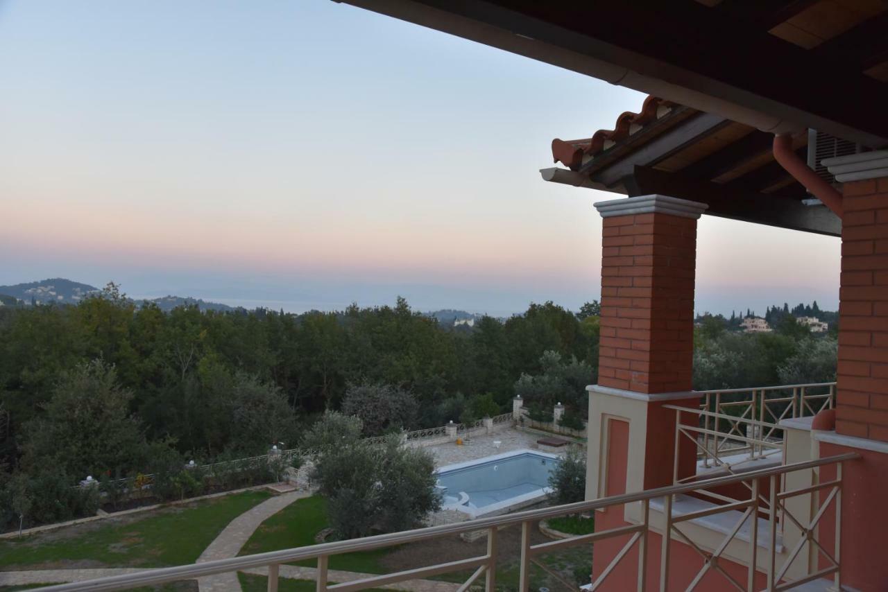 Villa Epavlis Nadine Corfu *